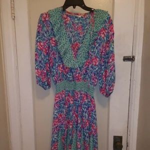 Susan( Diane )Freis sz M Clolorful dress